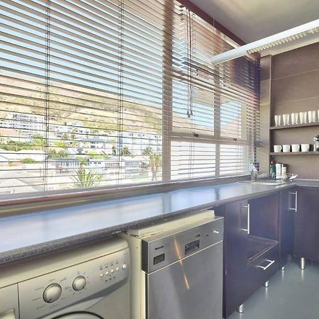 Montclair 60B Appartement Kaapstad Buitenkant foto